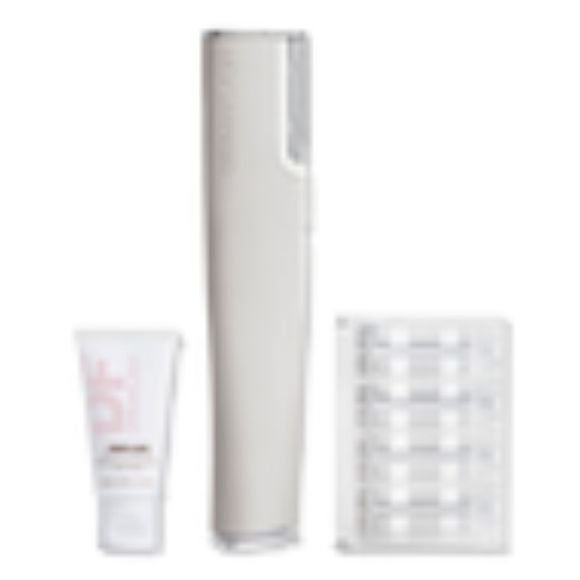 Dermaflash LUXE+ Advanced Sonic Dermaplaning & Peach Fuzz Removal Set - Picture 1 of 5